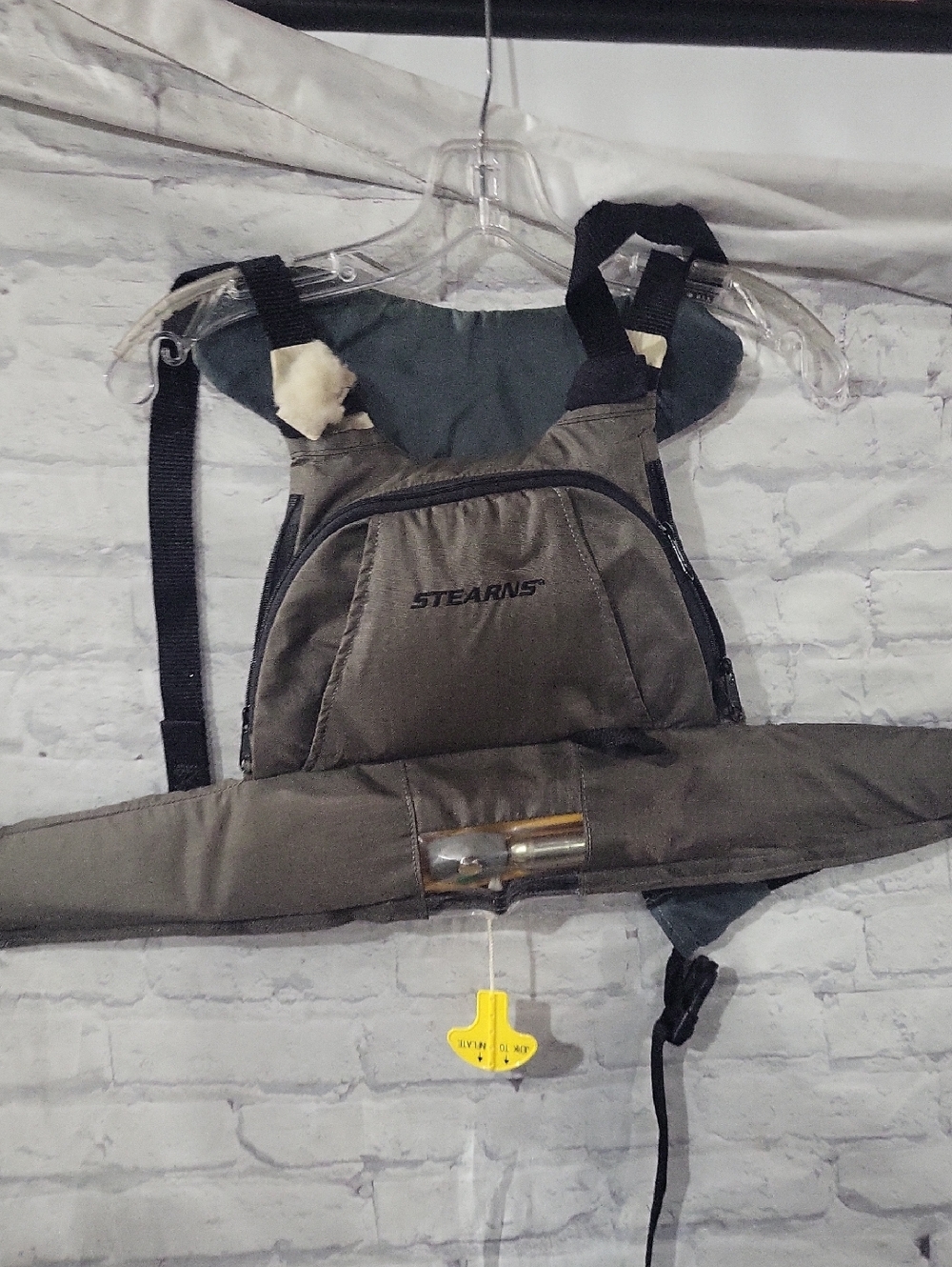 Stearns Olive Green Life Jacket Vest. Self Inflate